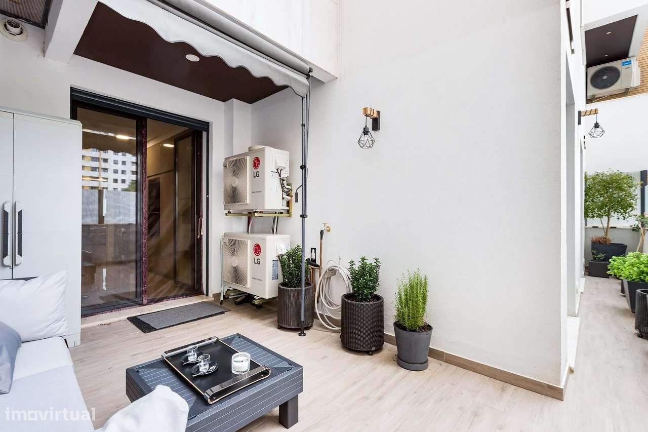 Excelente Apartamento T3 com Terraço e Box no Infantado – Loures-6