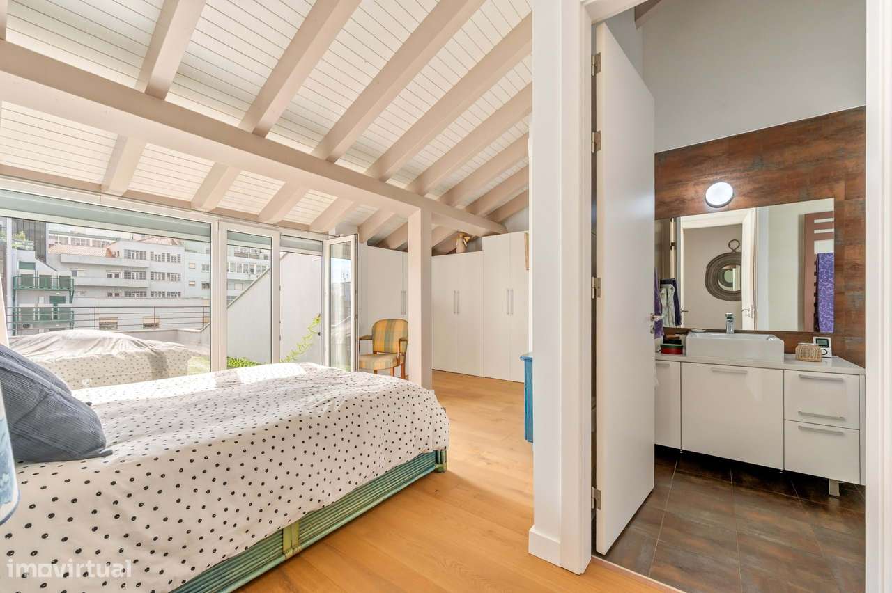 Apartamento T2 com 4 terraços e garagem nas Avenidas Novas, Lisboa-14