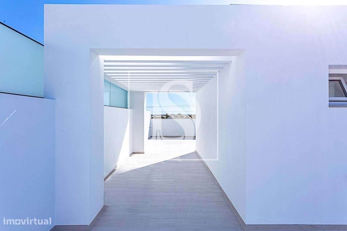 Moradia T4 moderna e exclusiva em  Tavira!-24