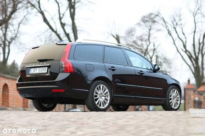 Volvo V50 2.0D R-Design Summum - 10