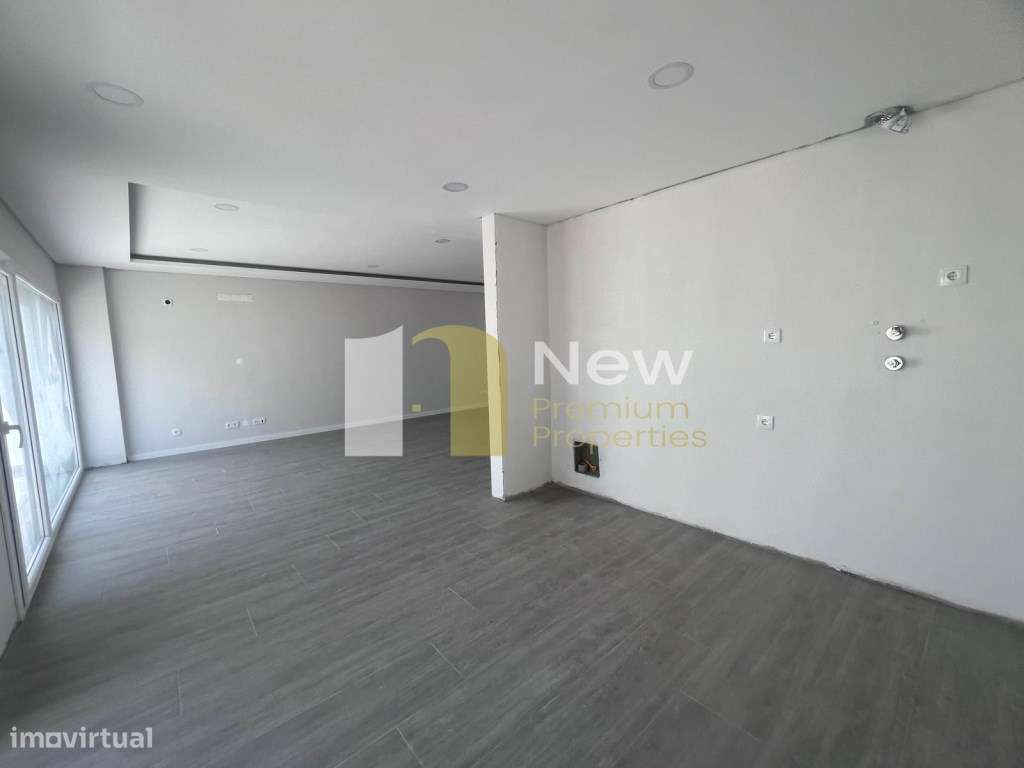 Moradia Nova T3+1 com Piscina em Alcochete.-6