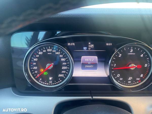 Mercedes-Benz E 200 d T 9G-TRONIC - 11