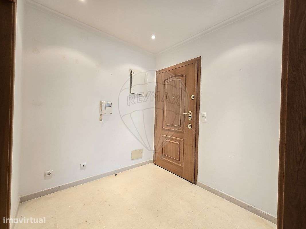 Apartamento T1 para venda - Grande imagem: 2/21