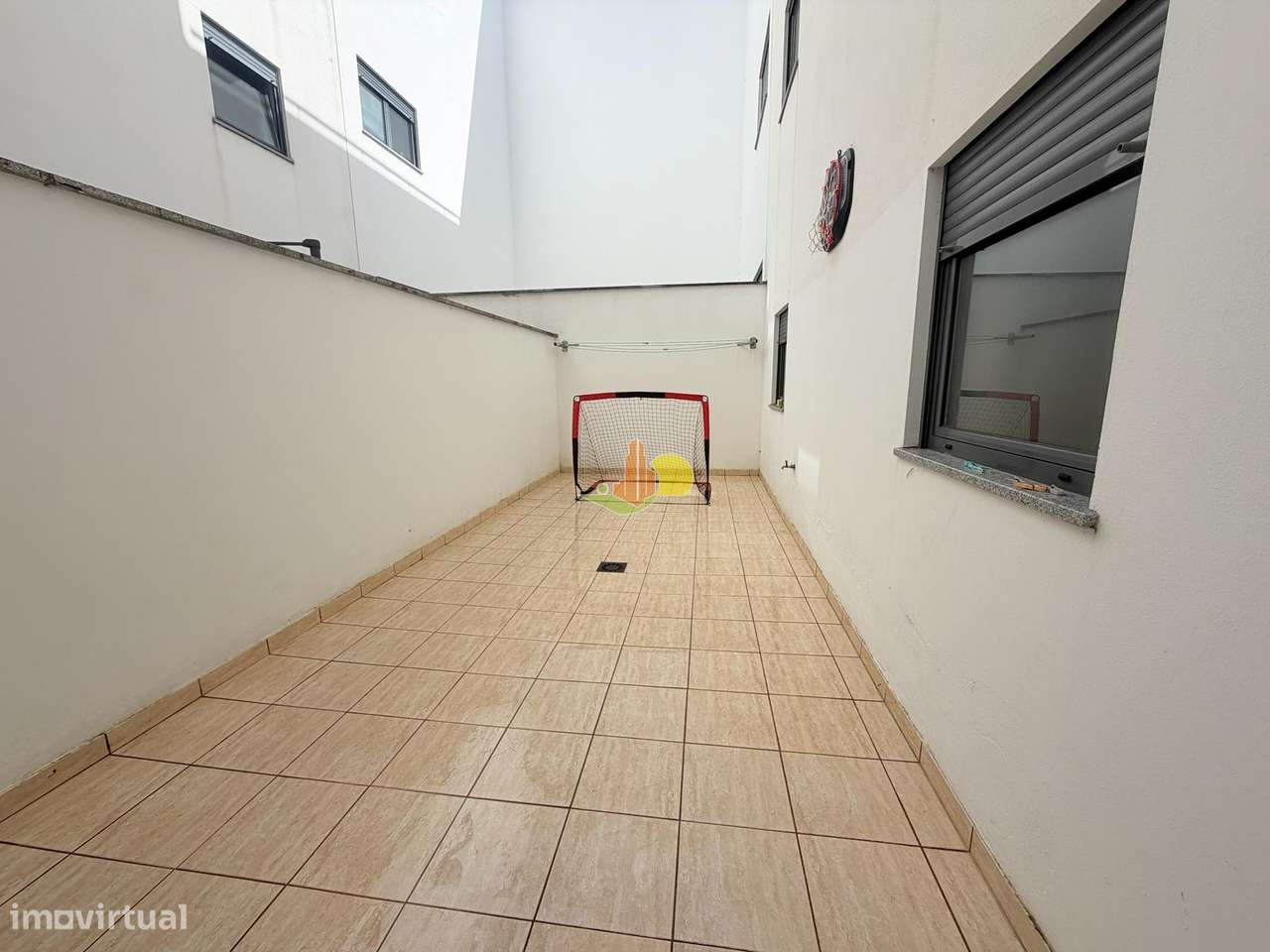 T3 com garagem e terraço-21