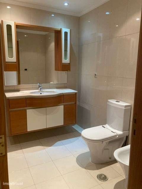 Apartamento T4 Venda em Parque das Nações,Lisboa-37
