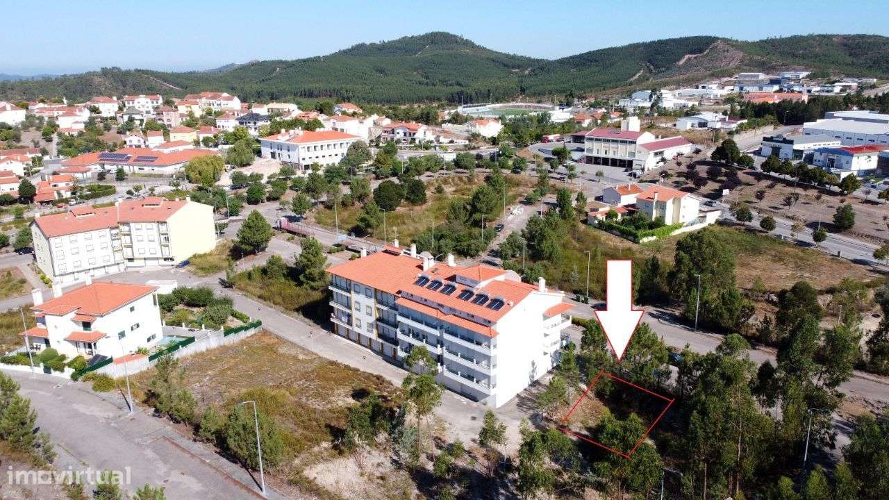 Lote de 332m2 em Vila de Rei-7