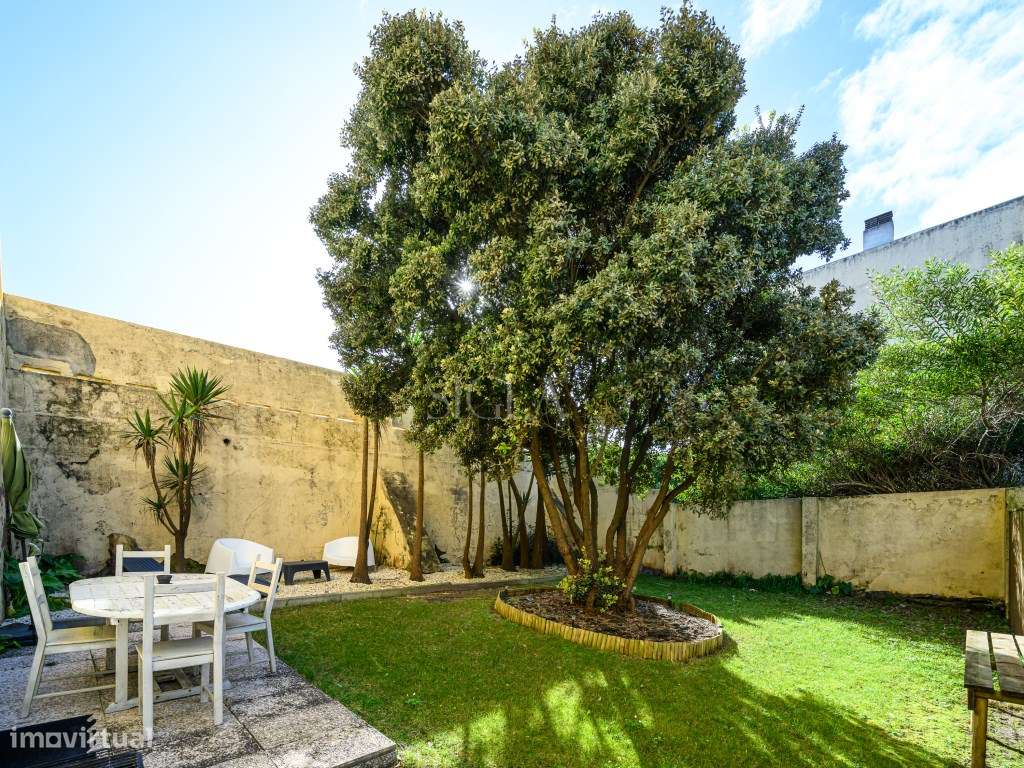 Moradia com Terreno em Cortegaça-29