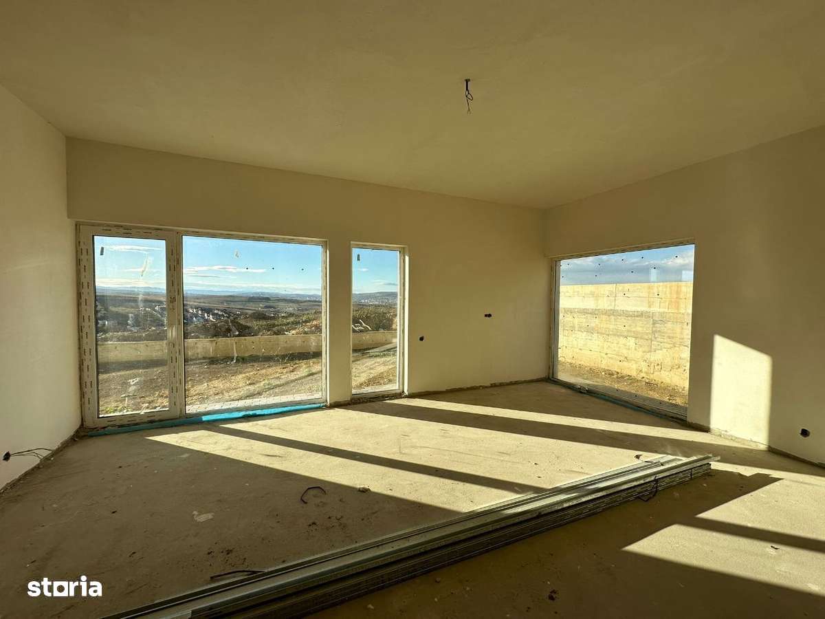 Casa cuplata cu panorama spre aeroport si oras-7