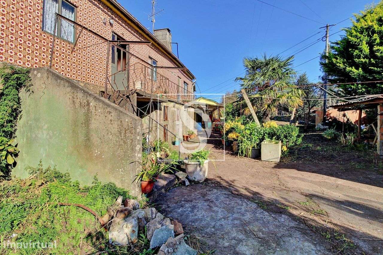 Moradia p/ Restauro c/ terreno - Laúndos - Póvoa de Varzim - Grande imagem: 2/7
