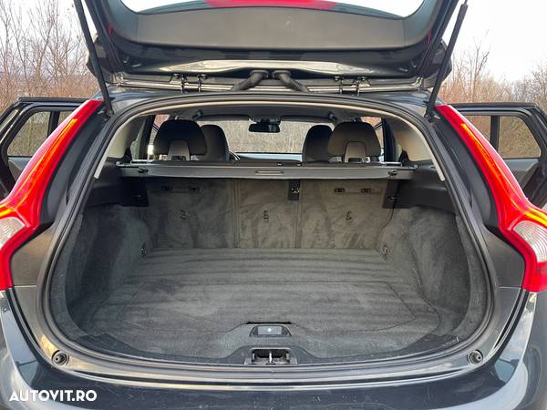 Volvo V60 D2 Geartronic Powershift Momentum - 30