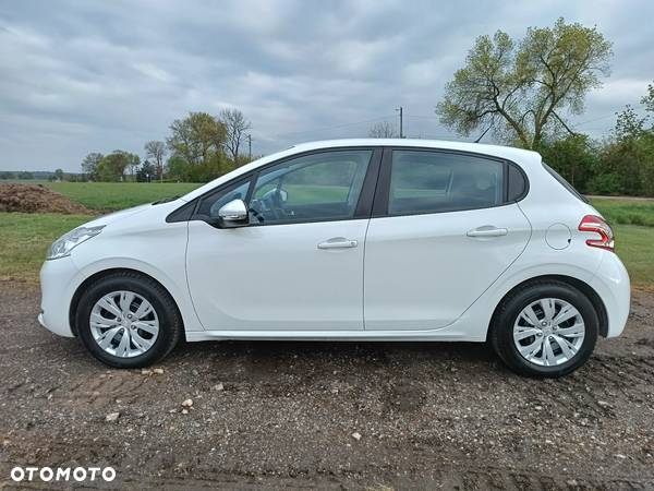 Peugeot 208 1.2 PureTech Access - 12