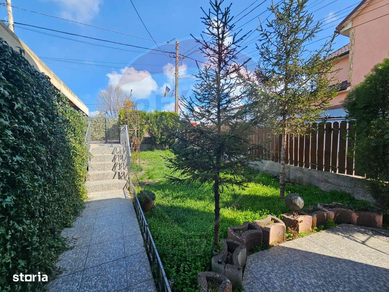 Casă / Vilă cu 4 camere de vânzare în Valu lui Traian - Imagine principală: 4/13