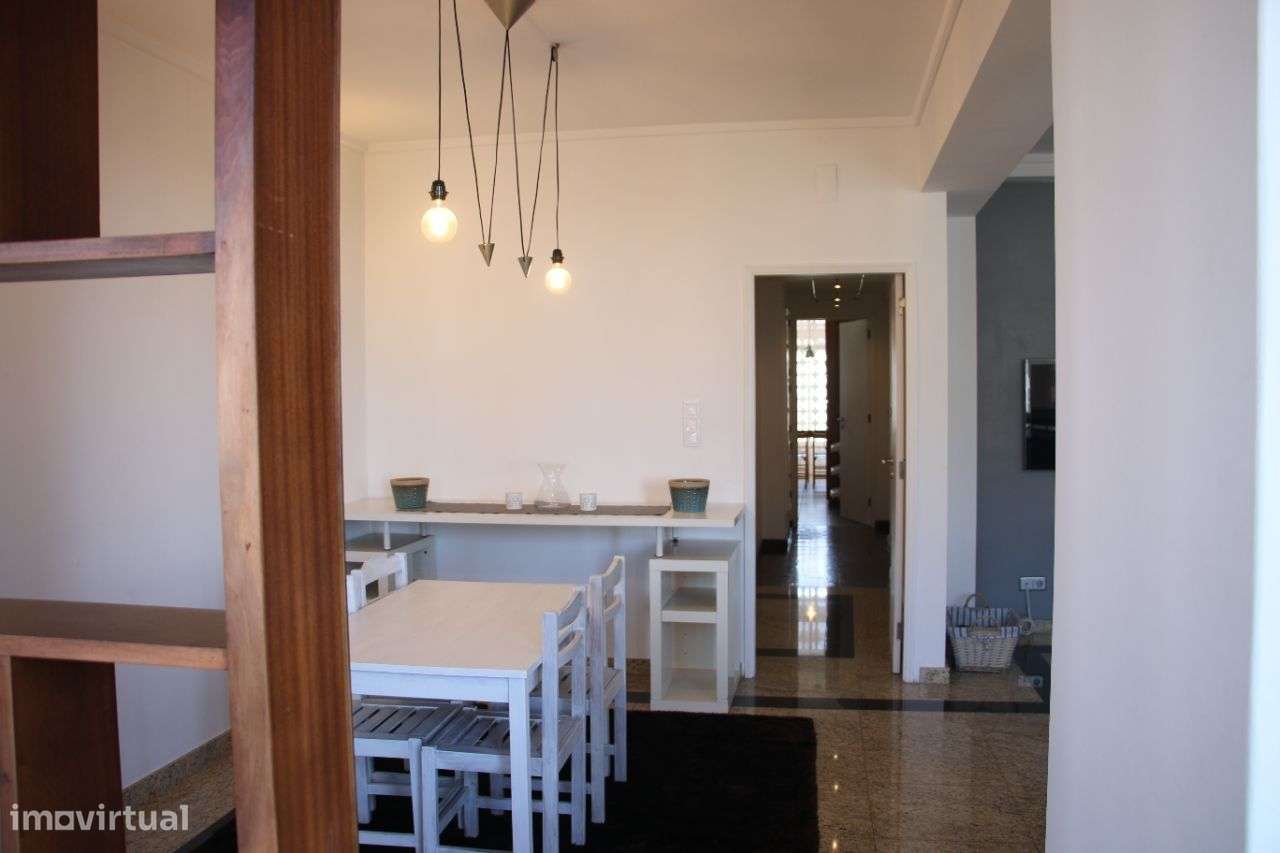 T4 (T5) , Vistas, 2 Elevadores - Centro Carnaxide-5