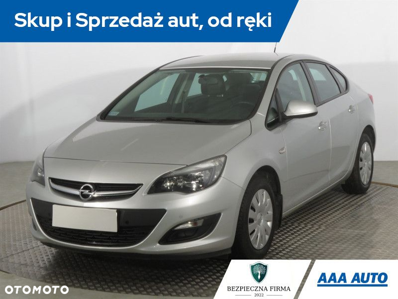 Opel Astra - 2