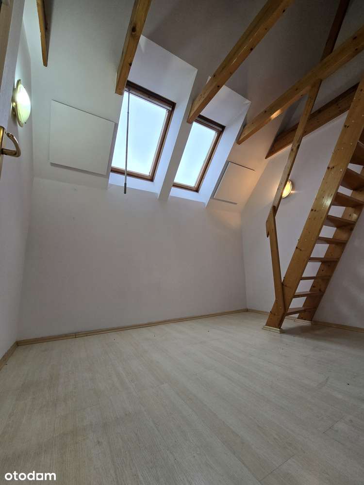 Przestronny dom 245 m² , garaż, osobny gabinet,sauna-8