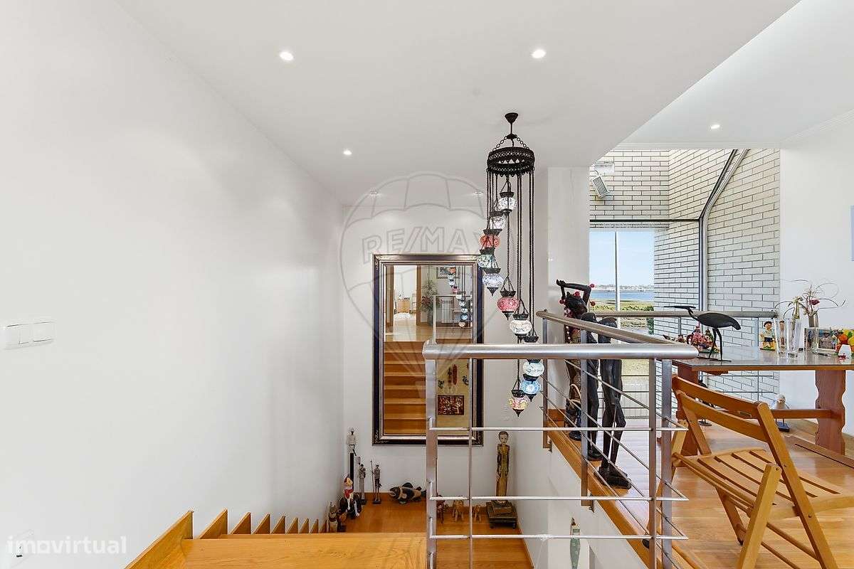 Moradia T4 para venda-16