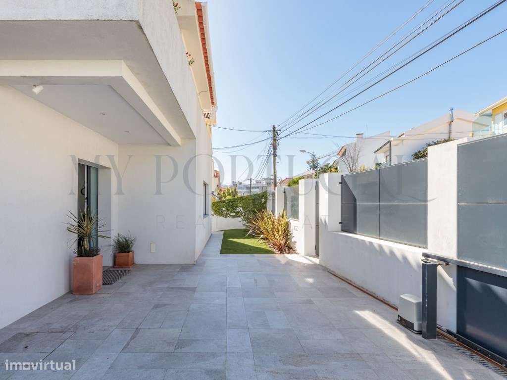 Uma Moradia com Vistas Deslumbrantes de Mar e Vale-48