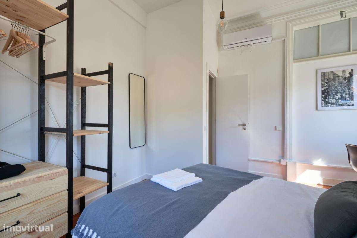 Quarto - localizado em Princípe Real Lisbon - Grande imagem: 5/9