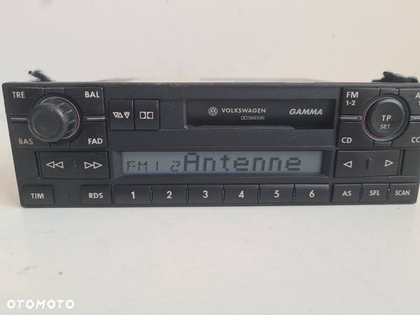 Radio VW gamma V 5 Golf 4 IV Passat B5 Bora POLO T5 LUPO T4 sharan  KOD - 3