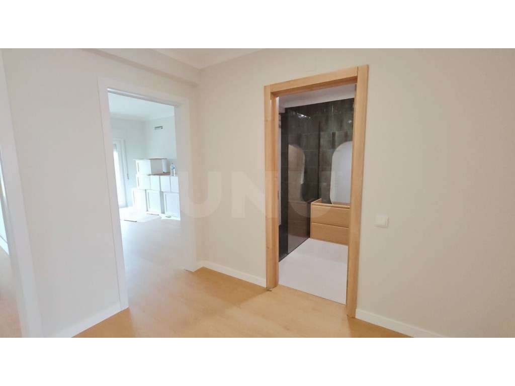 Apartamento T2 renovado para venda em Samora Correia - Grande imagem: 5/11