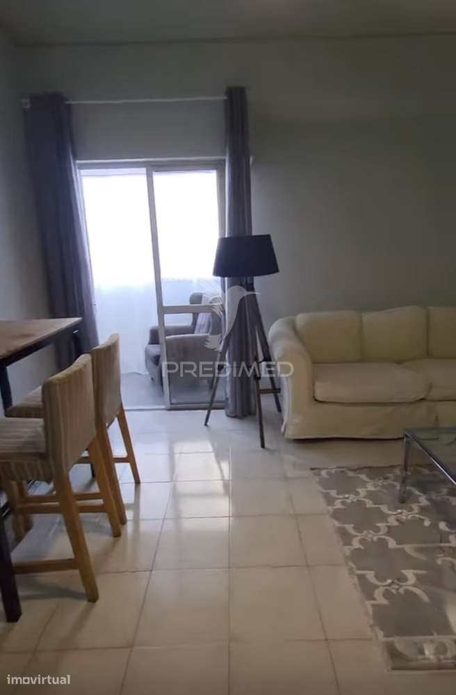 Apartamento T1 com Varanda Fechada junto ao Bonfim – Setúbal-25