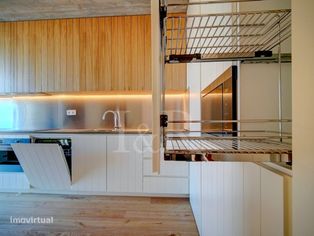 Apartamento T4 com varanda e estacionamento em Campo de Ourique - Grande imagem: 5/35