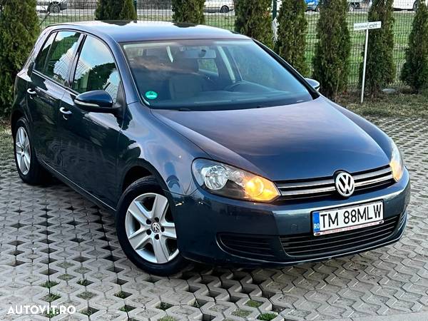 Volkswagen Golf 1.4 FSI Comfortline - 2