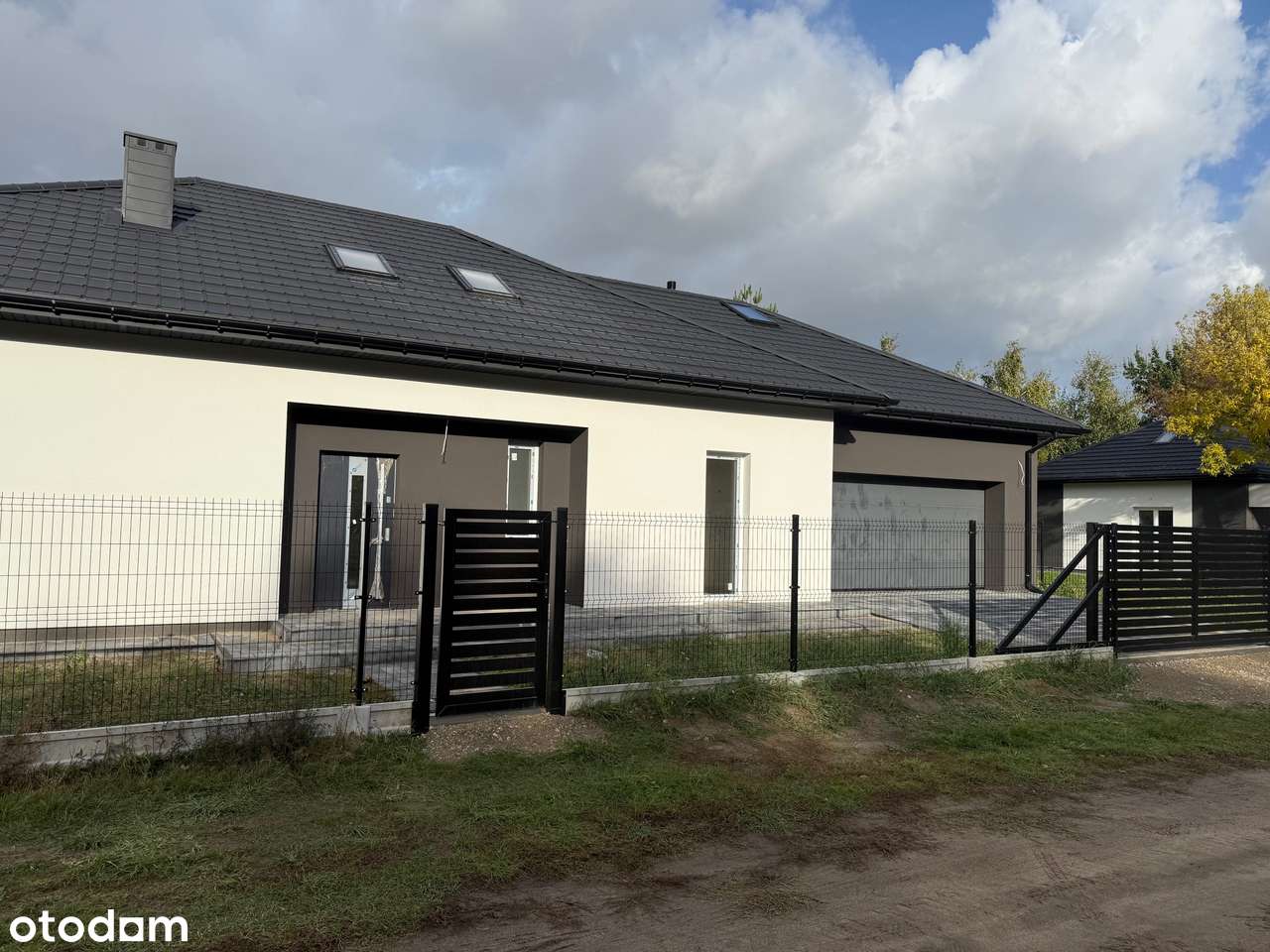 Dom jednorodzinny wolnostojacy parterowy ! garaz dwustanowiskowy !-3