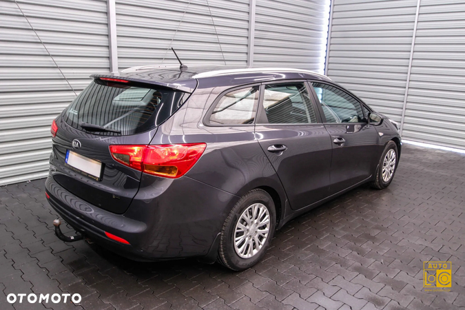 Kia Ceed Cee'd 1.6 GDI L DCT - 3