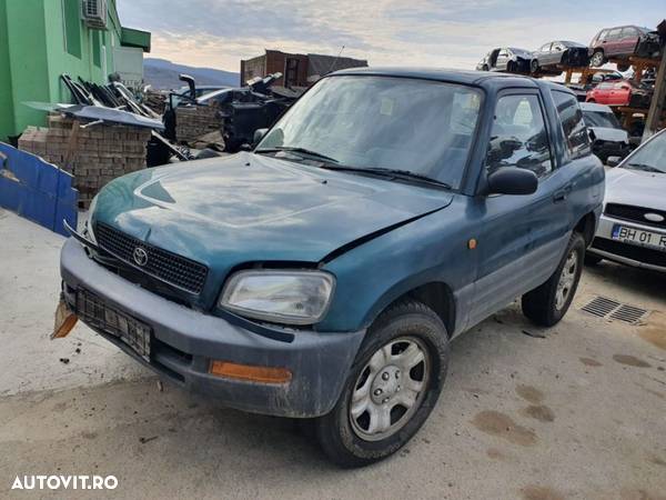 far stanga dreapta stop tripla lampa oglinda parasolar Toyota Rav 4 motor 2.0 benzina dezmembrez - 2