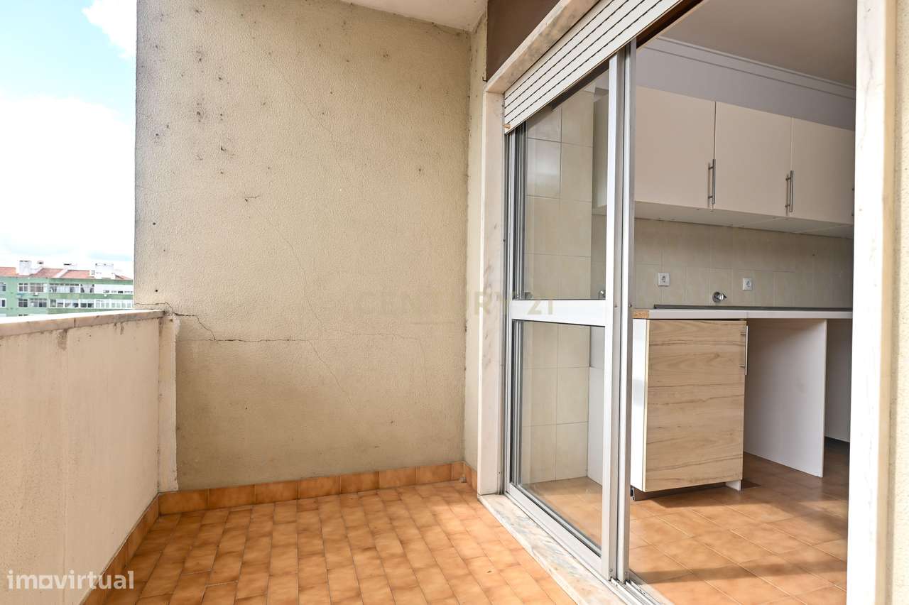 Apartamento T2 para venda com vista para o Rio em Oeiras-14