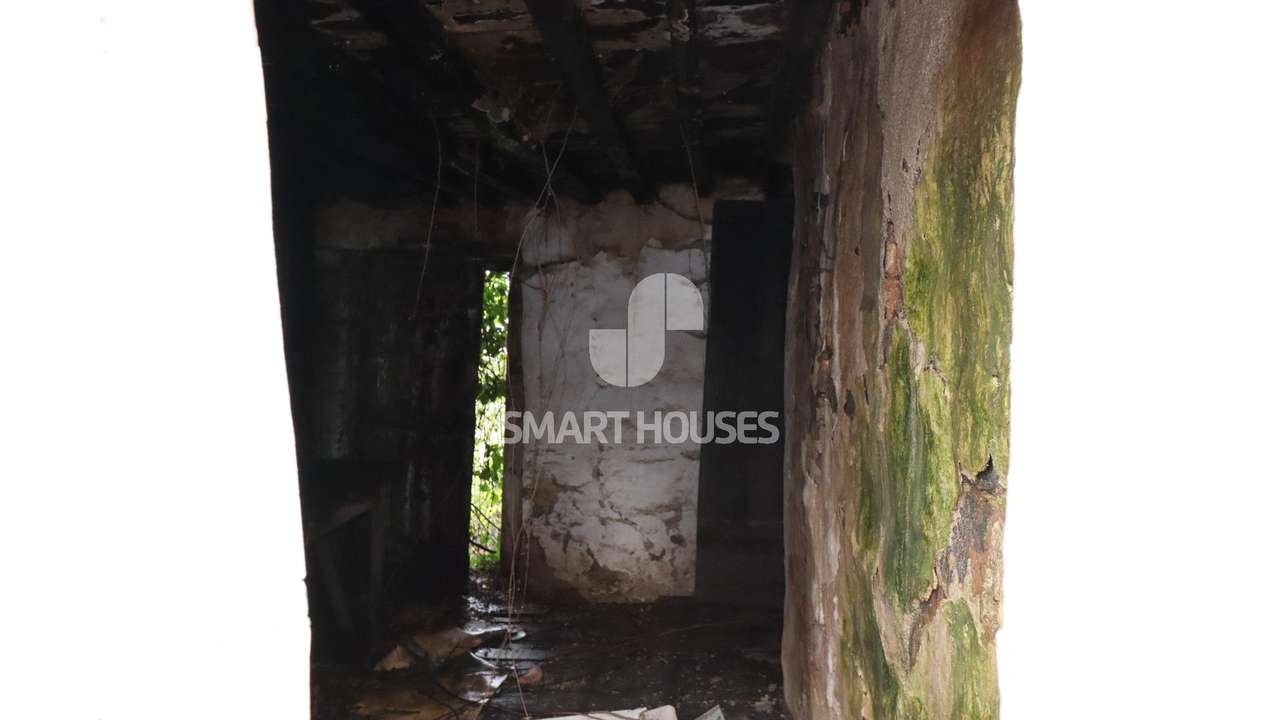 Moradia T3 Covelo p/ reconstruir-5