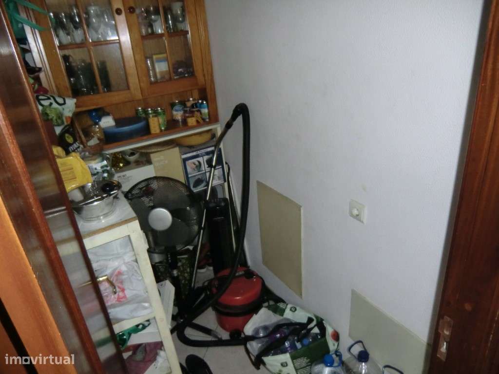 Apartamento T 3 c terraço,São João Madeira,centro-14