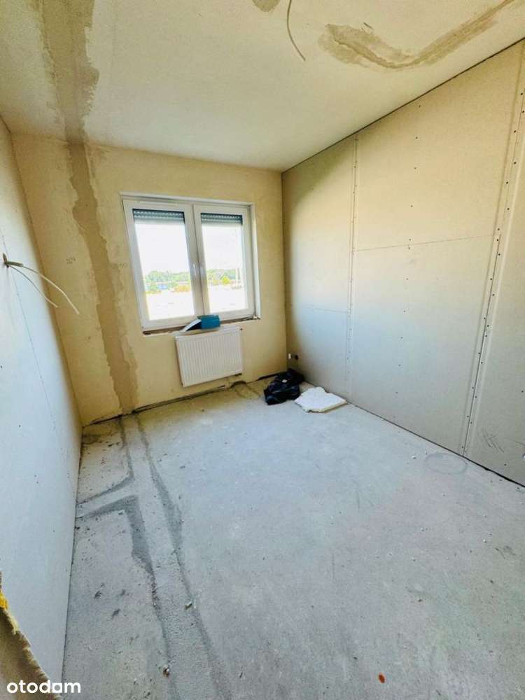 3 mieszkania 2pok. + 3 m. w hali g.-11