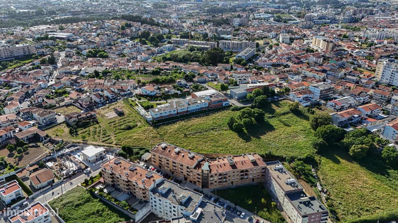 Oportunidade Imperdível, T3 Gondomar, condomínio Privado. Junto  Metro-22