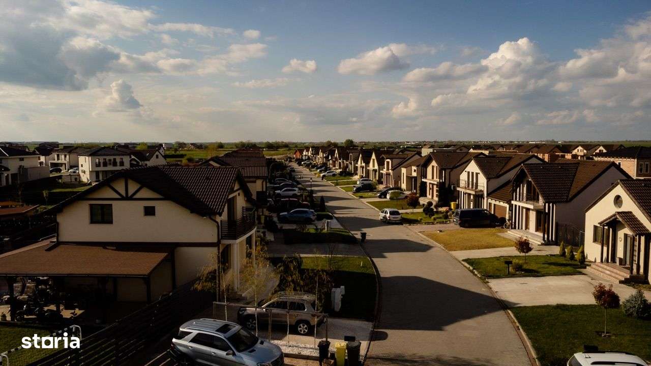 Teren intravilan pentru construcții complementare P+4+M-5