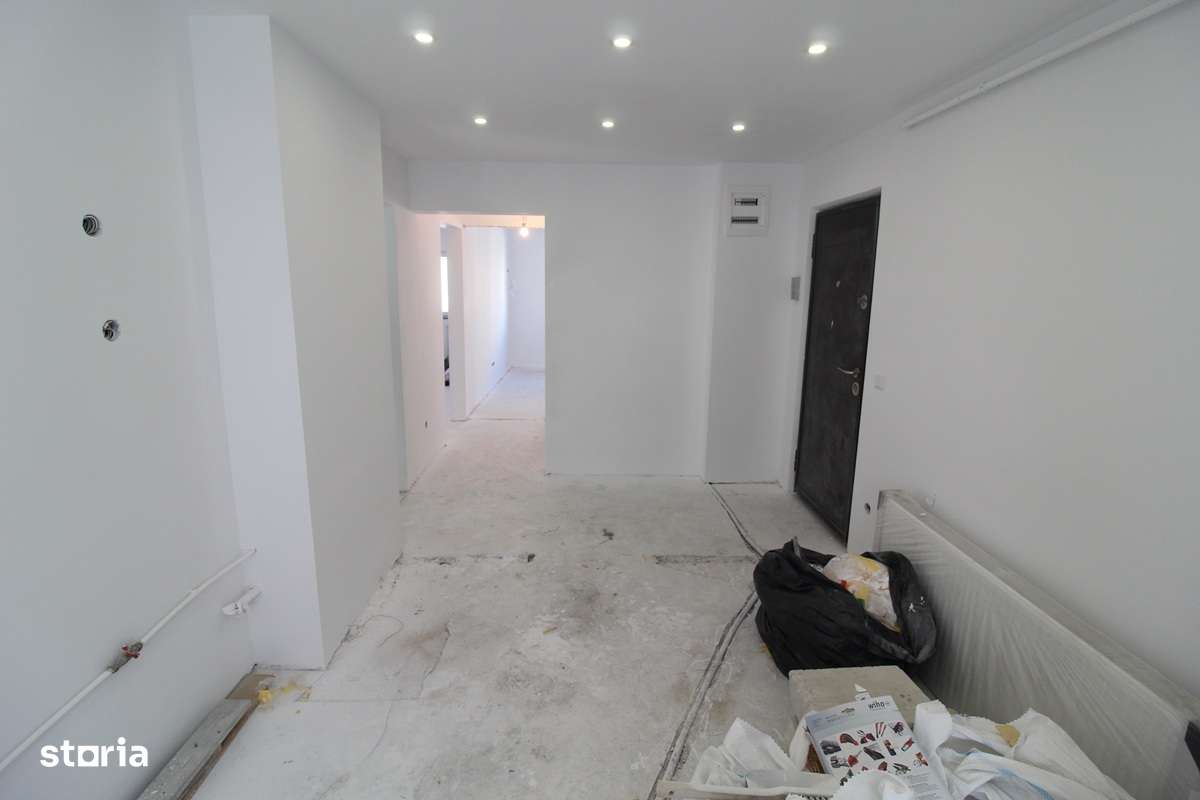 Vând apartament 4 camere în Hunedoara, zona Micro5-Dornica, etaj 2...-11