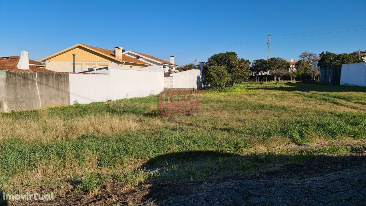 Lote Terreno &#124; Construção Moradia Isolada &#124; Grijó