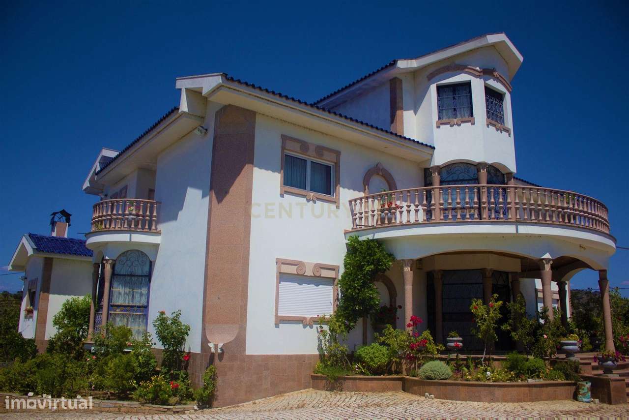 Moradia T9, em Mirandela - Grande imagem: 4/60