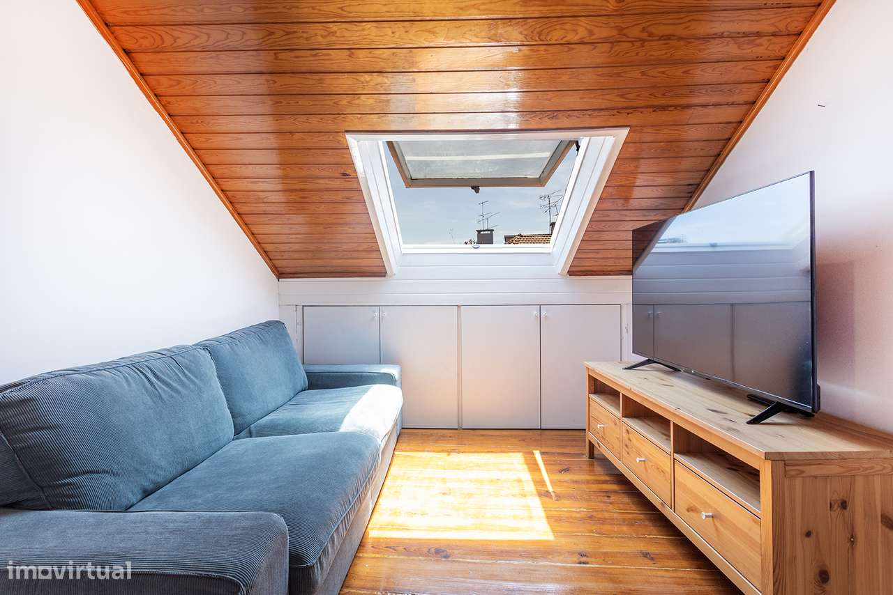 Apartamento T3 | No Coração de Lisboa-10