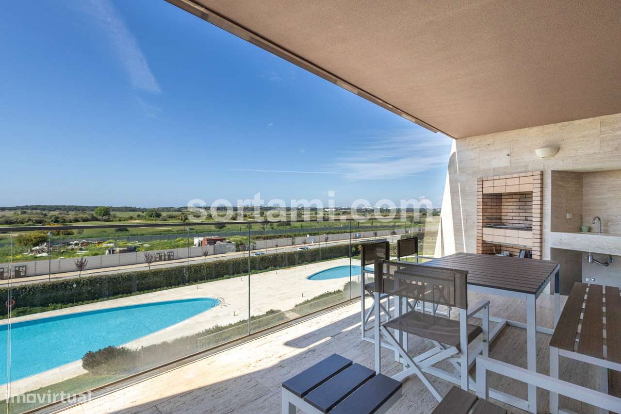 Apartamento T2 Venda em Quarteira,Loulé-0