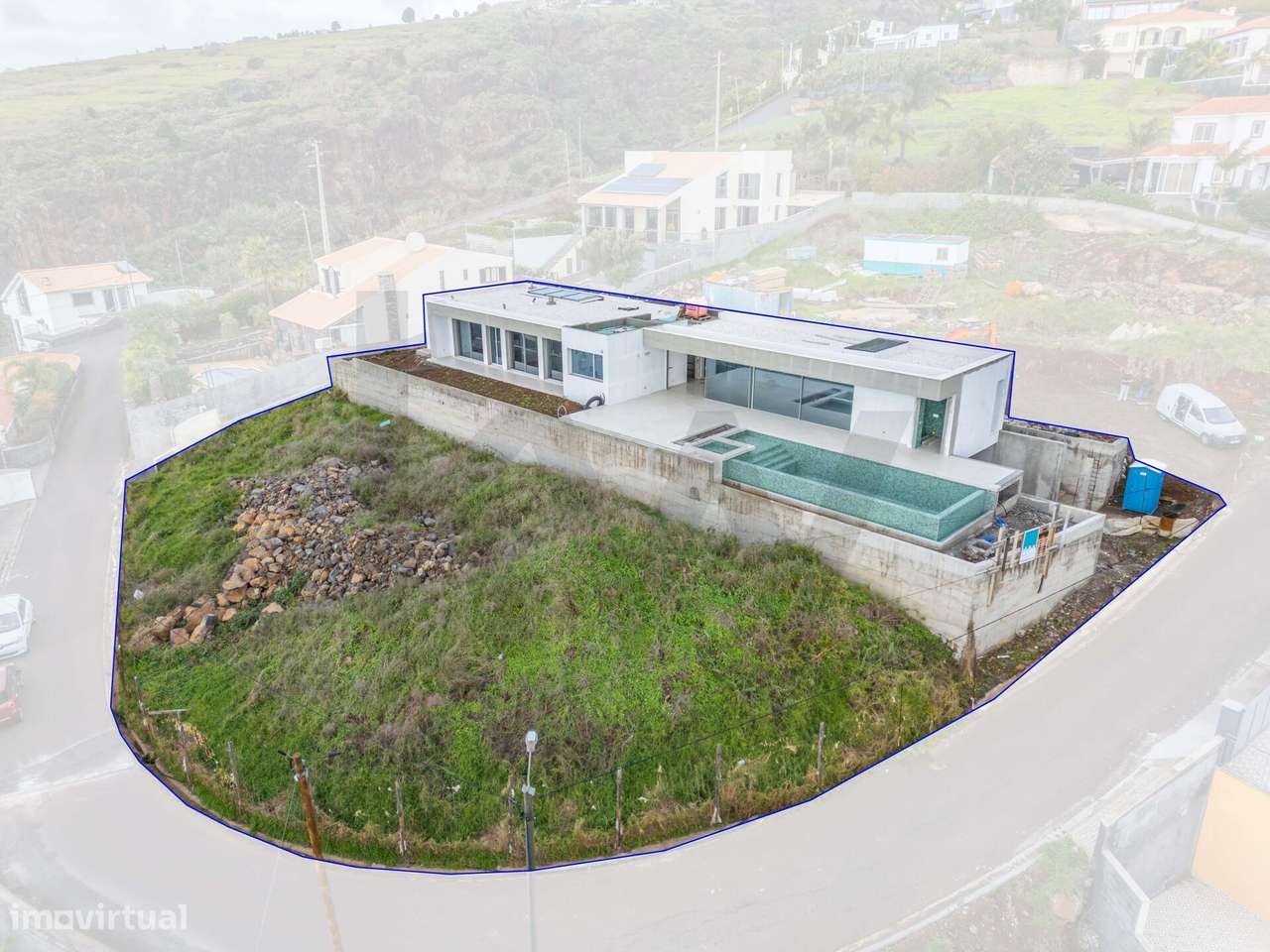 Luxuosa moradia térrea  T3 no Estreito da Calheta - Grande imagem: 5/60