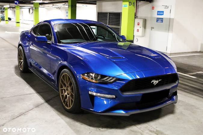 Ford Mustang 2.3 EcoBoost - 11