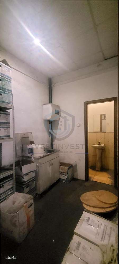 Hala industriala,Zona Industriala Vest,Bors,Oradea - Imagine principală: 5/10