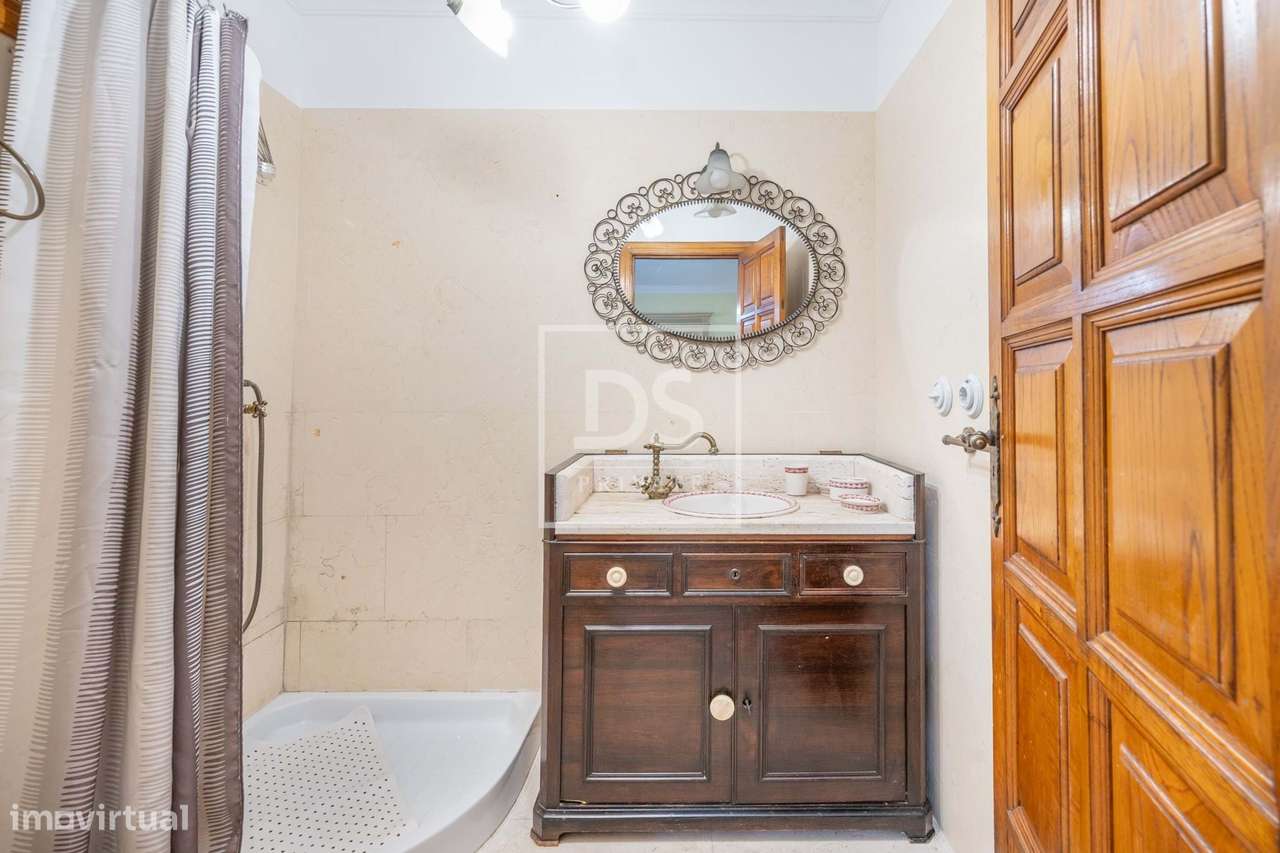 Quinta de Santo António – Propriedade Histórica com Potencial Único em-23