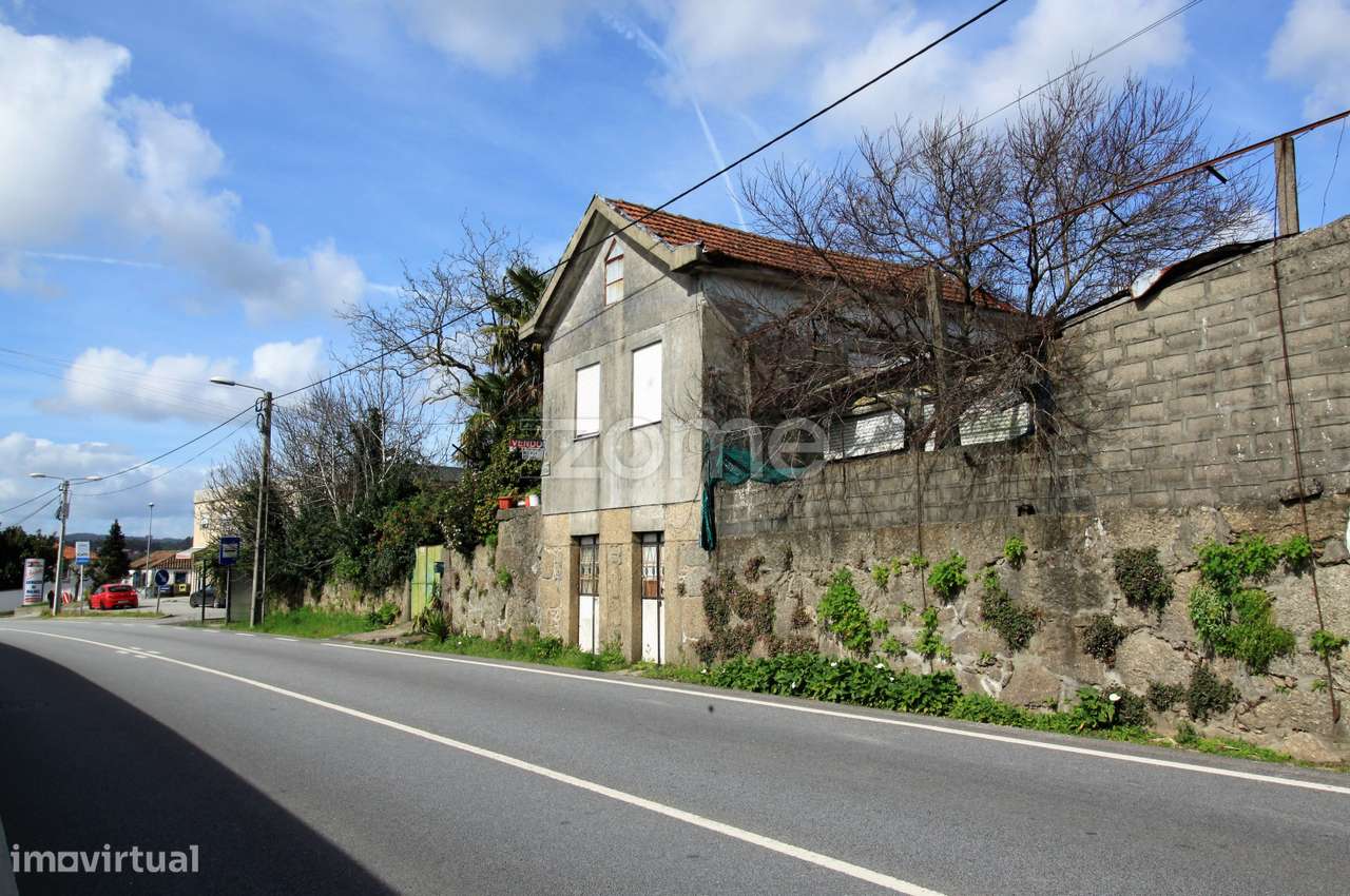 Moradia Individual no Louro - Grande imagem: 5/26