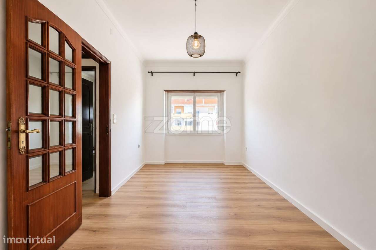 Apartamento T2 Rio de Mouro-3
