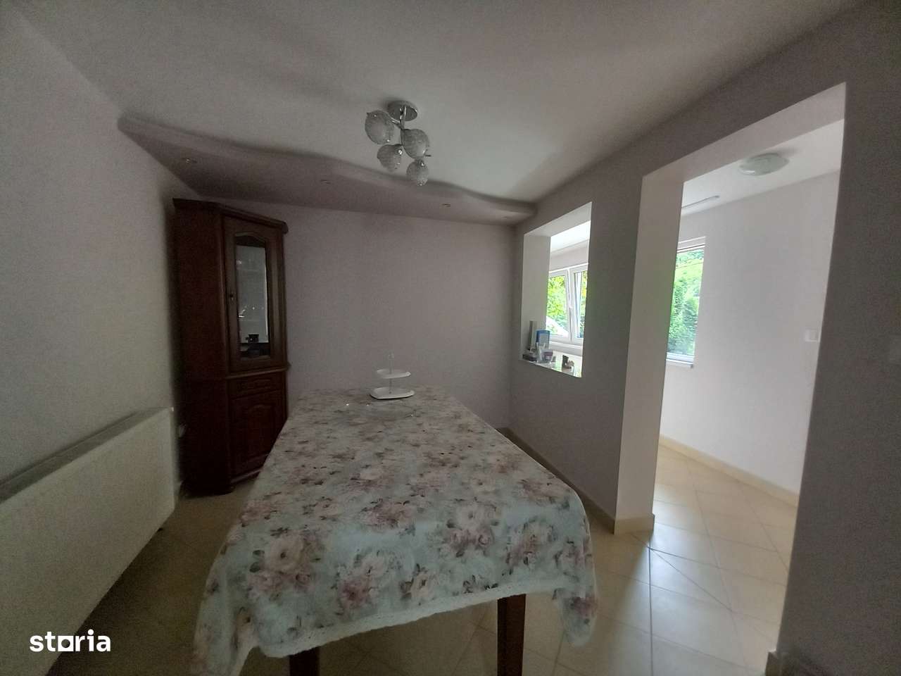 In zona centrala a localitatii Băița, doua case intr-o curte!! - Imagine principală: 5/18