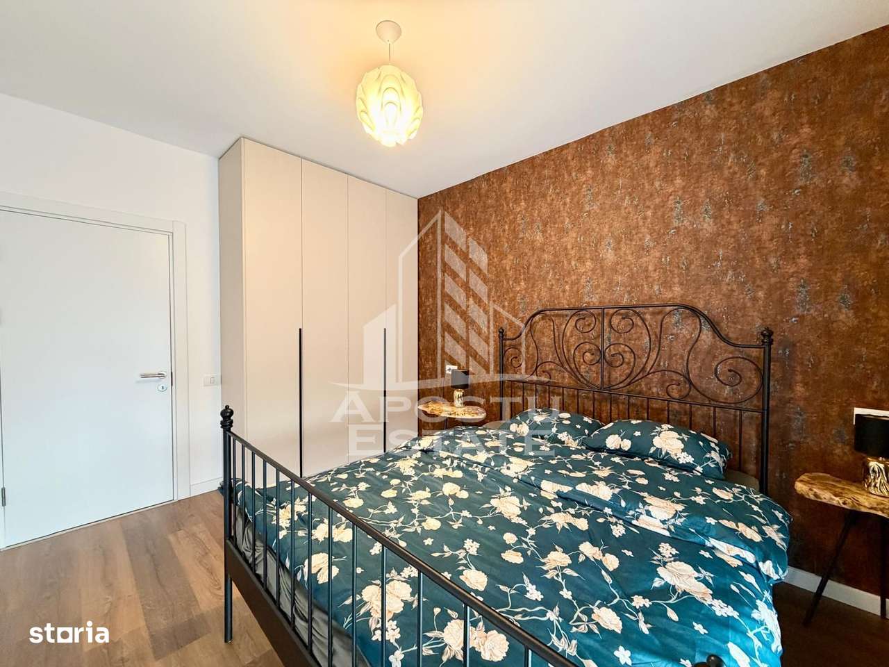 Apartament 2 camere, curte proprie, loc de parcare, Torontalului - Imagine principală: 4/8