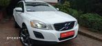 Volvo XC 60 2.4D AWD Momentum - 11